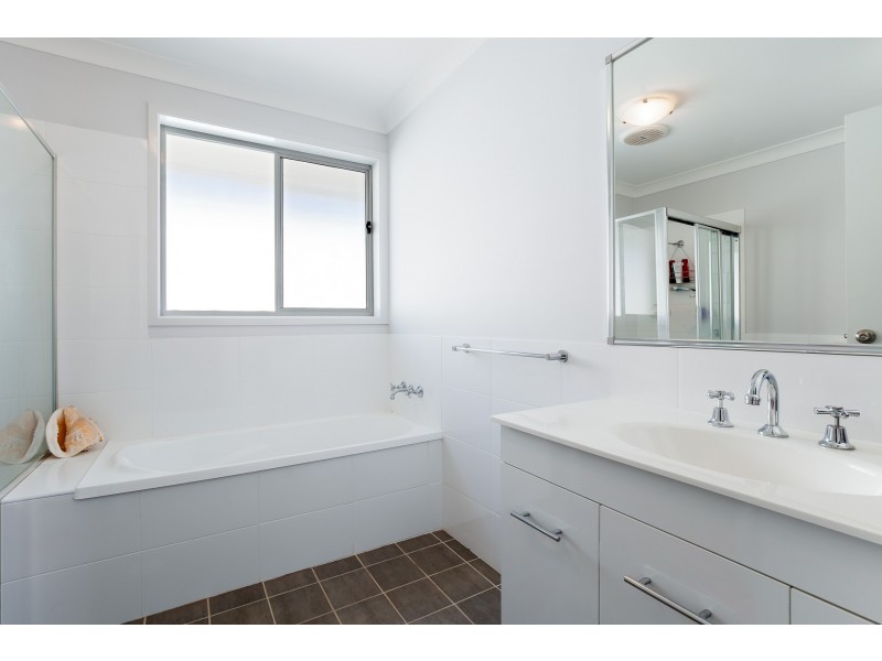 18 Alexander Street, Ellalong NSW 2325