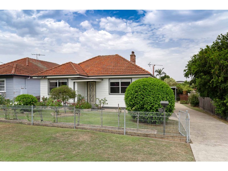 86 Porter Avenue, East Maitland NSW 2323