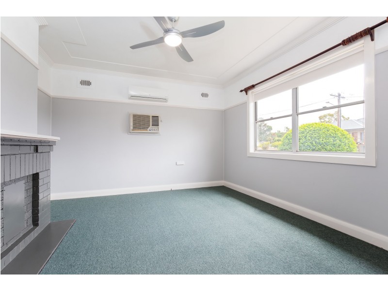 86 Porter Avenue, East Maitland NSW 2323