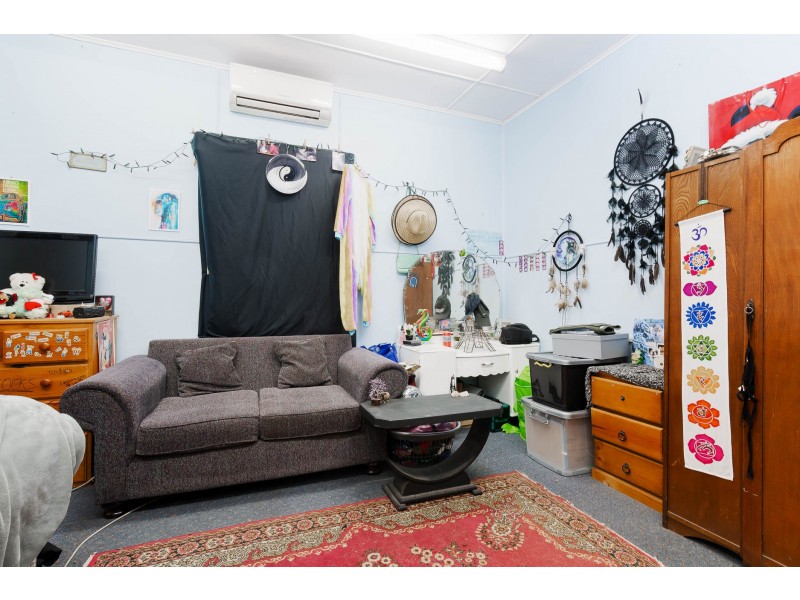 16 Cumberland Street, Cessnock NSW 2325