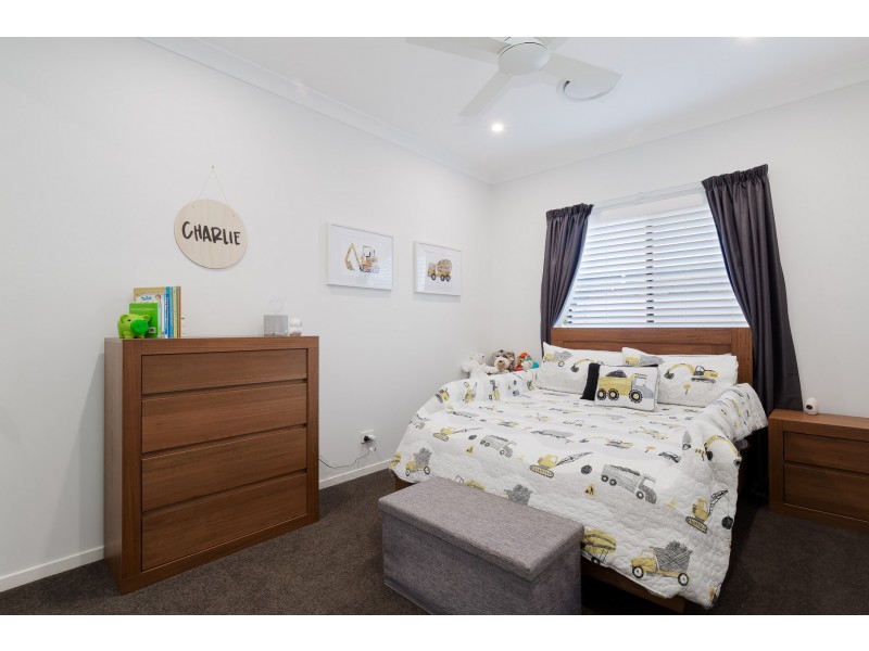 17 Kinnavane Road, North Rothbury NSW 2335