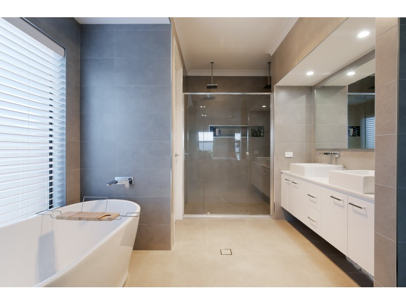 17 Kinnavane Road, North Rothbury NSW 2335