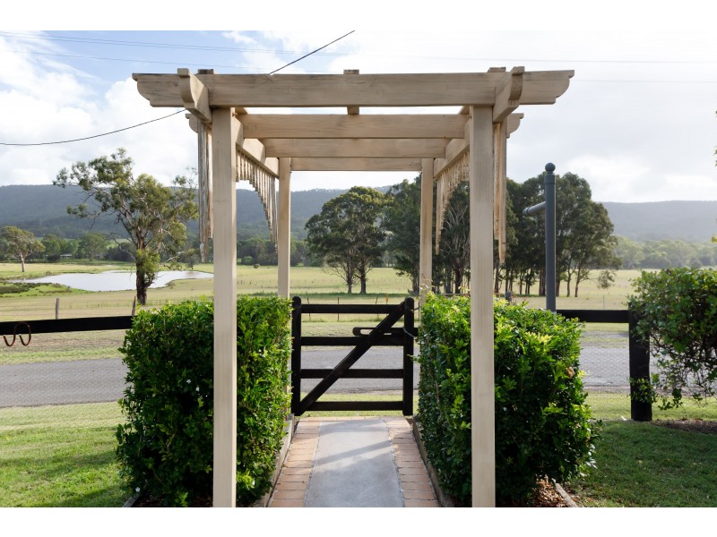 1691 Mount View Road, Millfield NSW 2325