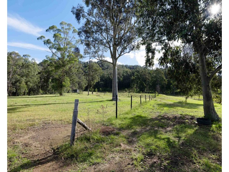 210 Hayes Road, Millfield NSW 2325