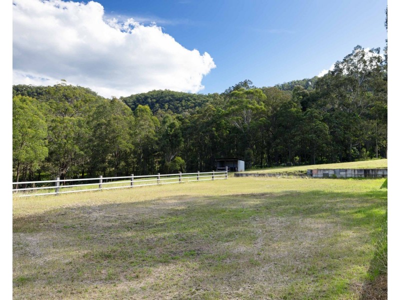 210 Hayes Road, Millfield NSW 2325