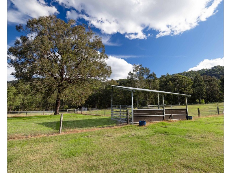 210 Hayes Road, Millfield NSW 2325