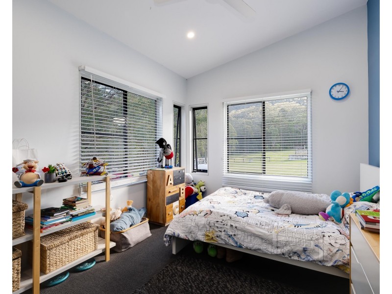 210 Hayes Road, Millfield NSW 2325