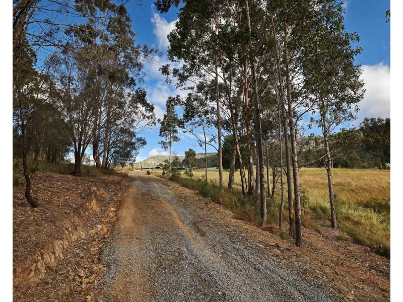 121 Eglinford Lane, Congewai NSW 2325