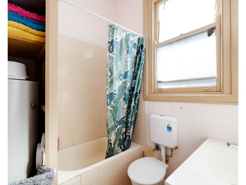 6 Mount View Road, Millfield NSW 2325