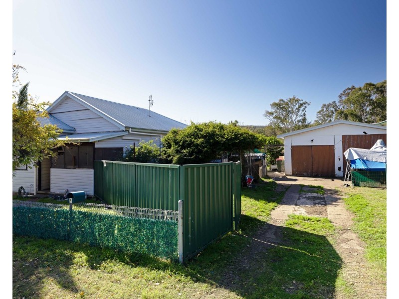 6 Mount View Road, Millfield NSW 2325