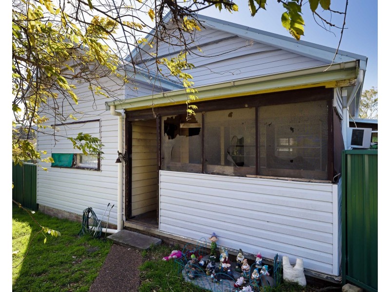 6 Mount View Road, Millfield NSW 2325