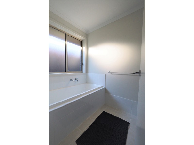 177  Heysen Boulevard, Mount Barker SA 5251