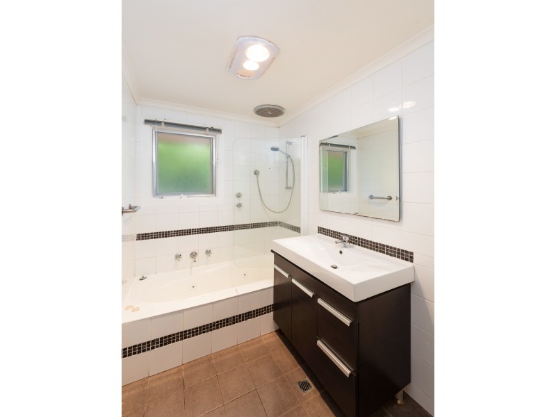 6 James Street, Mount Barker SA 5251