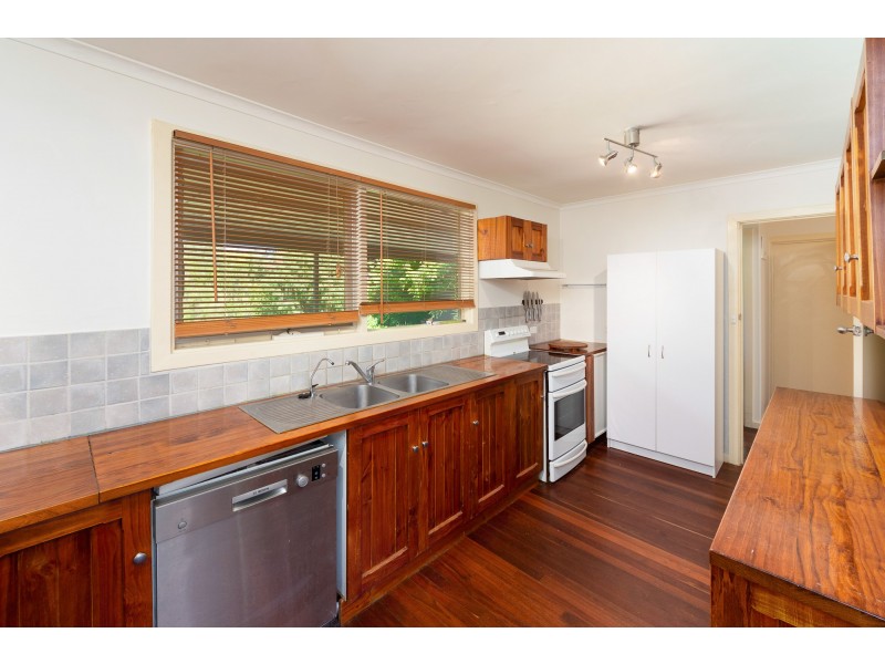 6 James Street, Mount Barker SA 5251