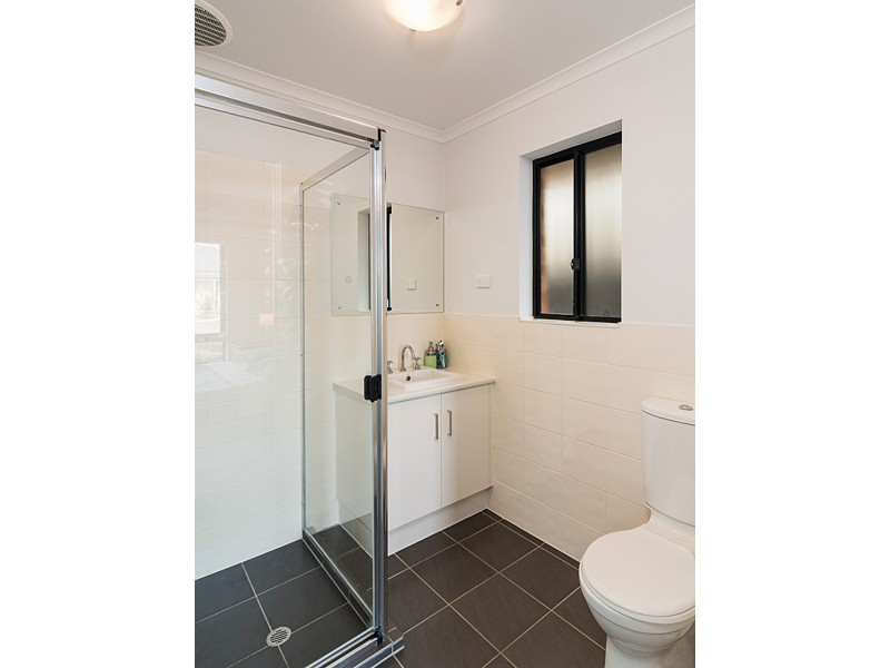 32 Carlson Street, Mount Barker SA 5251