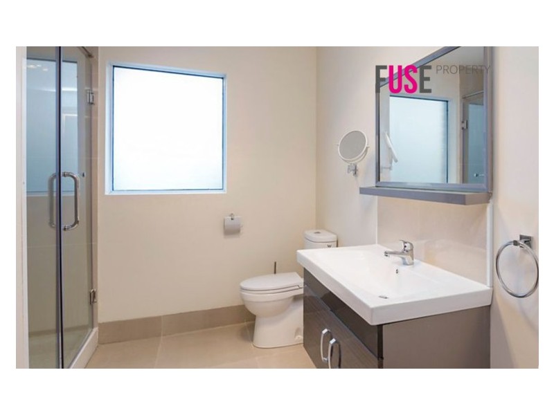 12 BIRD PLACE, Flynn ACT 2615