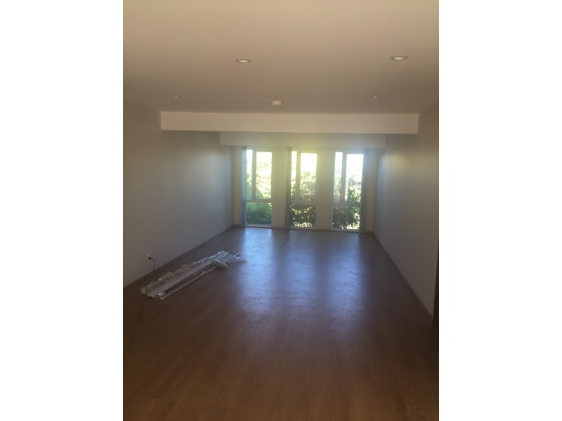 12 BIRD PLACE, Flynn ACT 2615