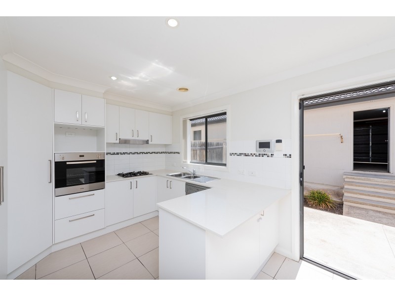 23 Lansdown Crescent, Casey ACT 2913