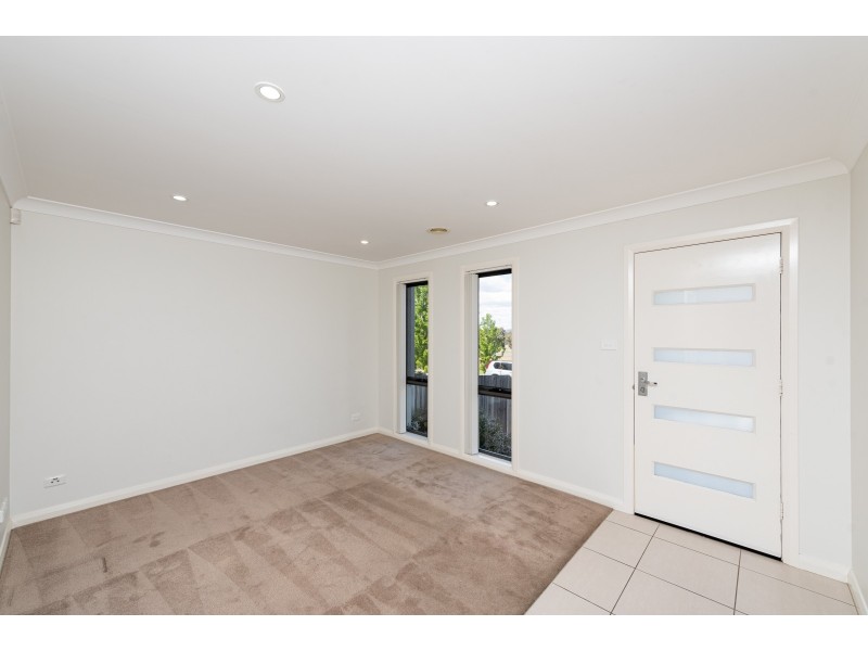 23 Lansdown Crescent, Casey ACT 2913