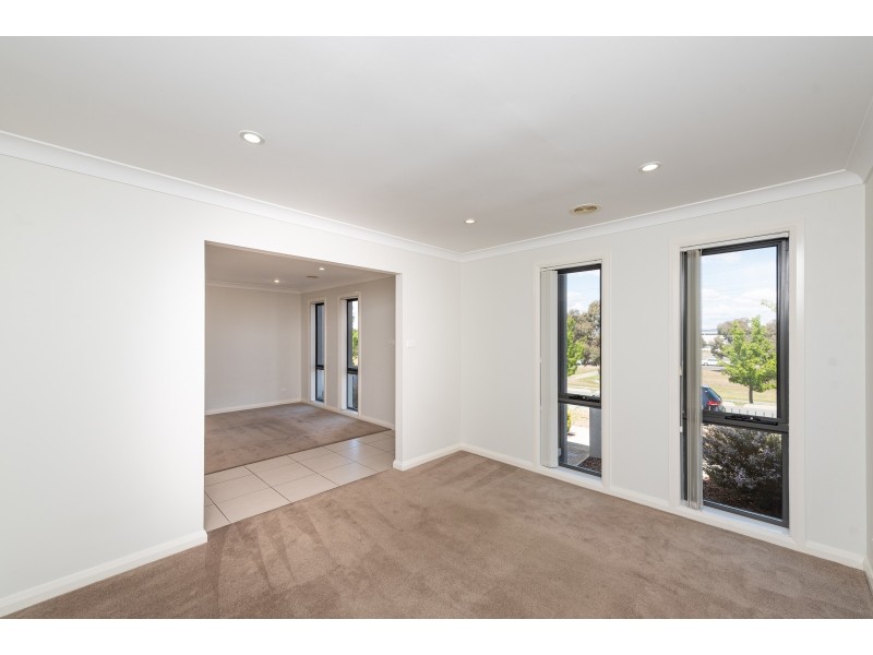 23 Lansdown Crescent, Casey ACT 2913