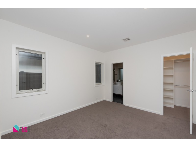 4 Kilduff Street, Watson ACT 2602