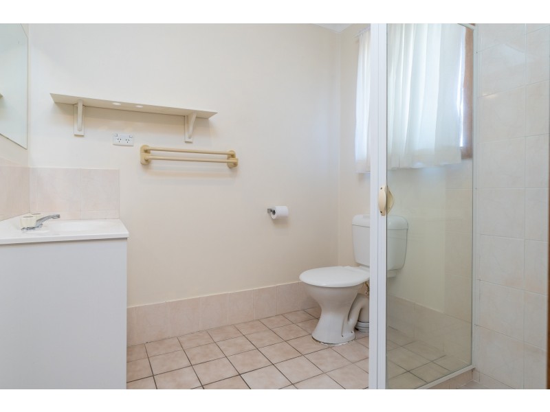 5/1 Walker Crescent, Jerrabomberra NSW 2619