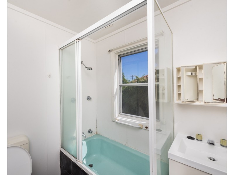 25 Blackall Avenue, Crestwood NSW 2620