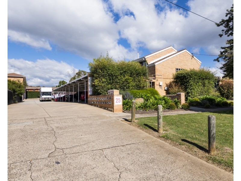 34/25 Macquoid Street, Queanbeyan East NSW 2620