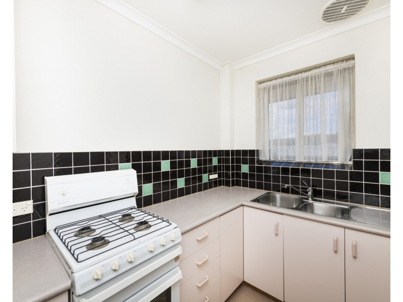34/25 Macquoid Street, Queanbeyan East NSW 2620