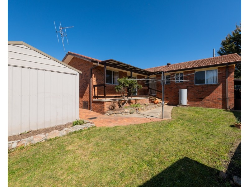 136 Cooma Street, Karabar NSW 2620