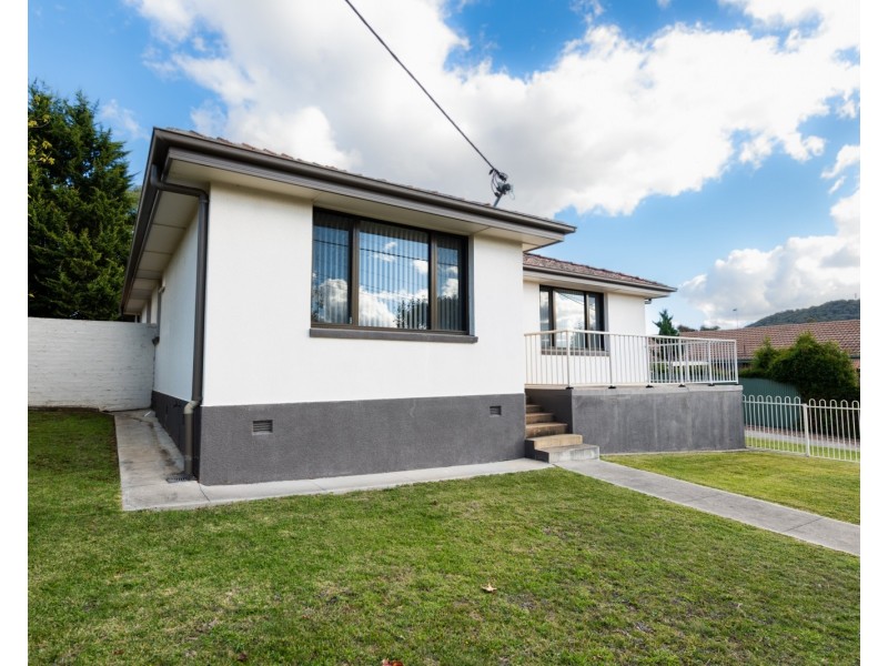 18 Southbar Road, Karabar NSW 2620