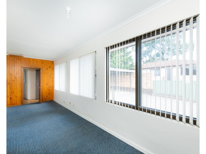 18 Southbar Road, Karabar NSW 2620