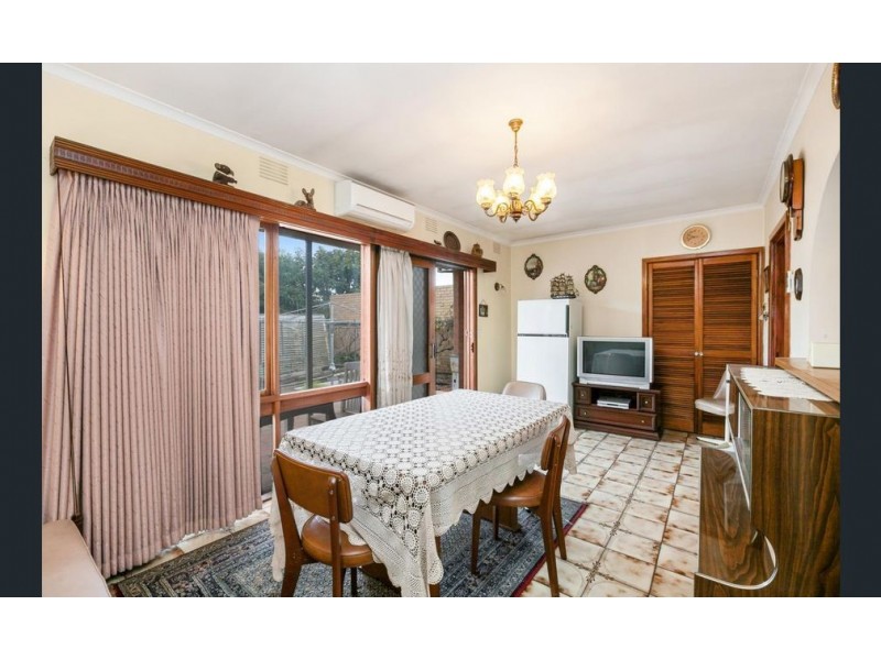 1 Hughes Parade, Reservoir VIC 3073