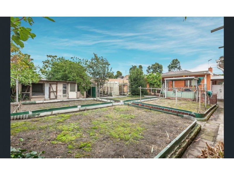 1 Hughes Parade, Reservoir VIC 3073