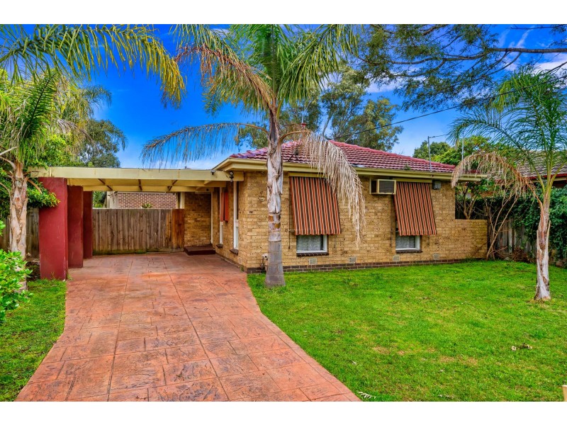 6 Latrobe street, Cranbourne VIC 3977