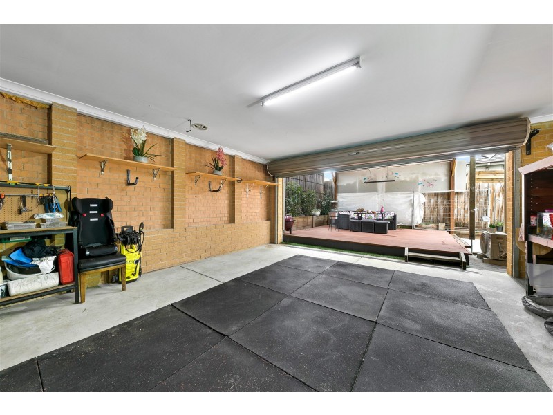 9/284 Pound Road, Hampton Park VIC 3976