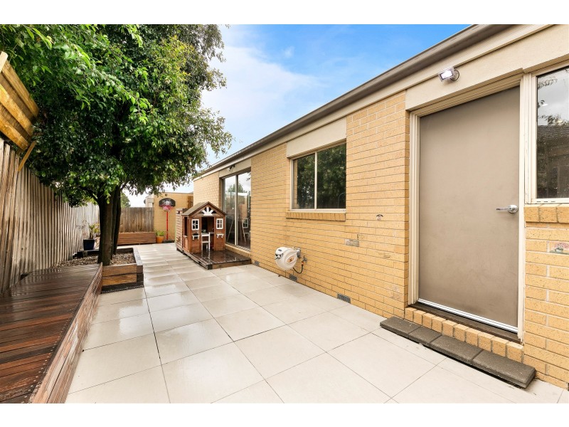 9/284 Pound Road, Hampton Park VIC 3976