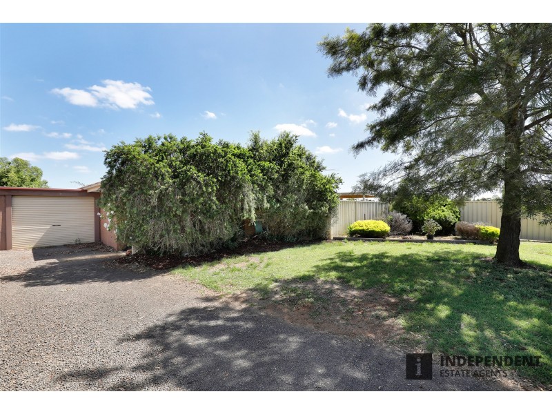 3/67-69 staughton street, Melton South VIC 3338