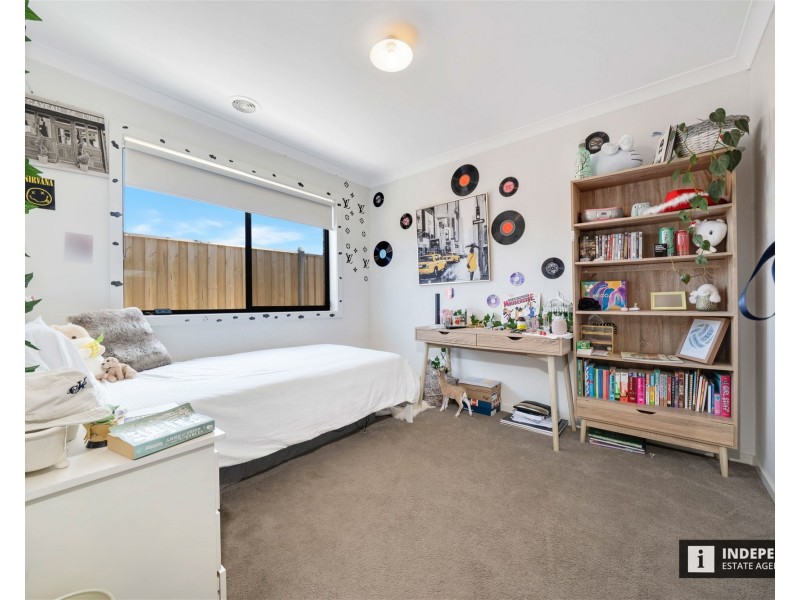 6 Fortitude Circuit, Clyde VIC 3978