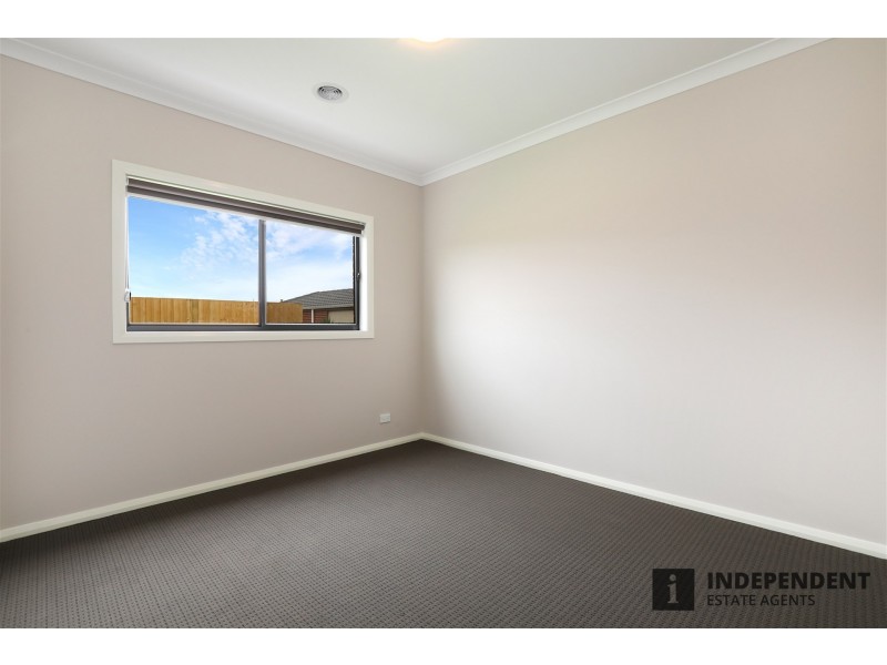 55 Albert Drive, Melton South VIC 3338