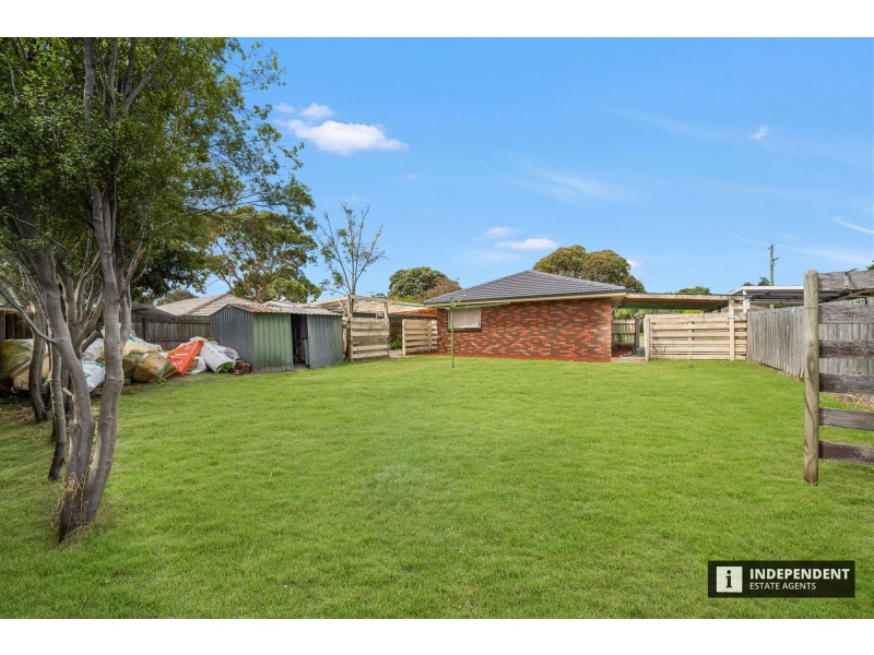 3 Bourke Road, Cranbourne VIC 3977