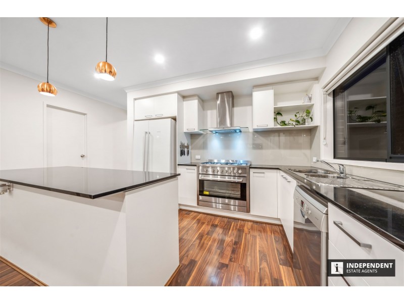 7 Cavendish Avenue, Clyde VIC 3978