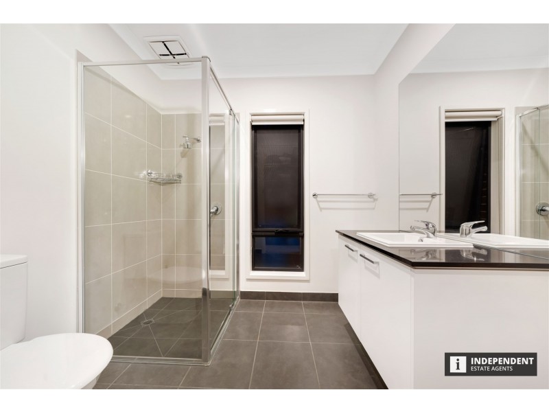 7 Cavendish Avenue, Clyde VIC 3978