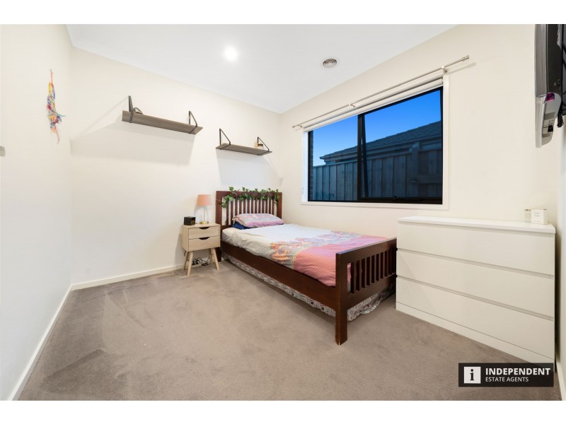 7 Cavendish Avenue, Clyde VIC 3978