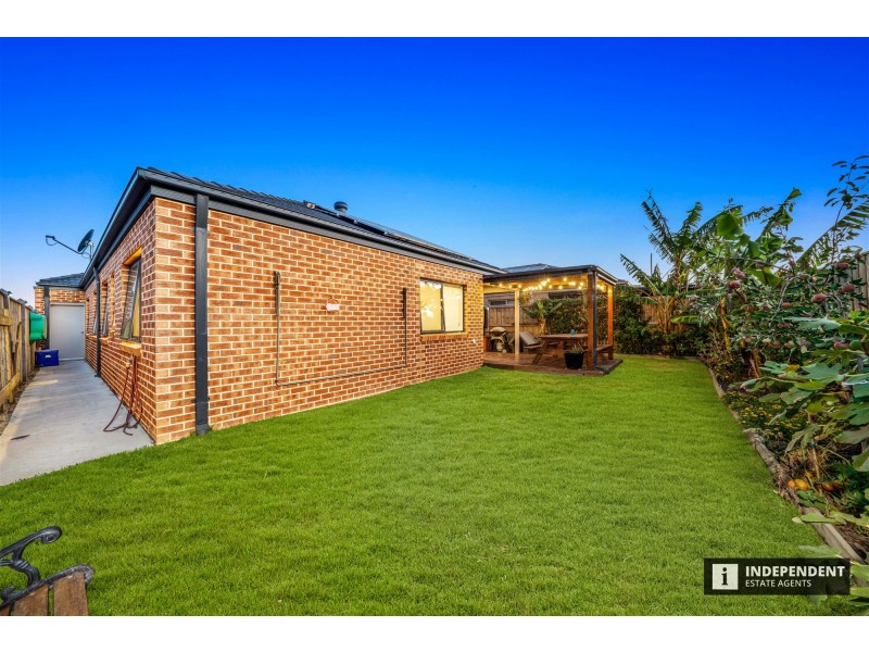 7 Cavendish Avenue, Clyde VIC 3978