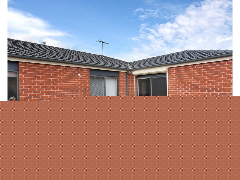 61 James Melrose Drive, Brookfield VIC 3338