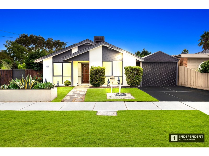 29 Parkdale Dr, Carrum Downs VIC 3201