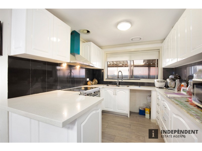 58 Main Road East, St Albans VIC 3021