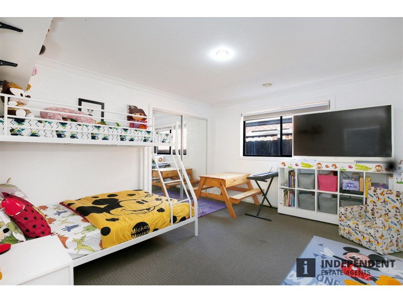 9 Dianella Court, Brookfield VIC 3338