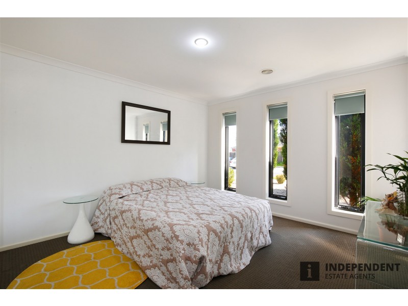 9 Dianella Court, Brookfield VIC 3338